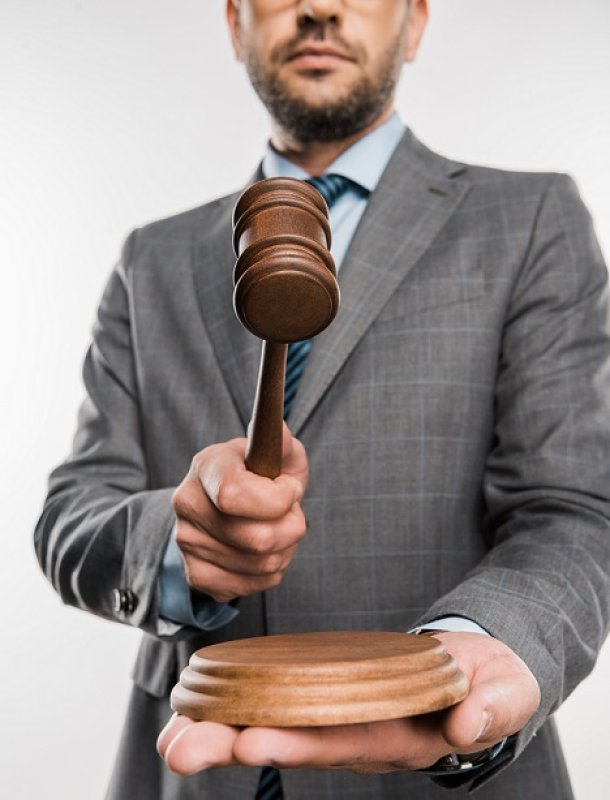 Je možné zažalovat bývalého pronajímatele, který vypověděl nájem z důvodu potřeby bytu pro vlastní účely?