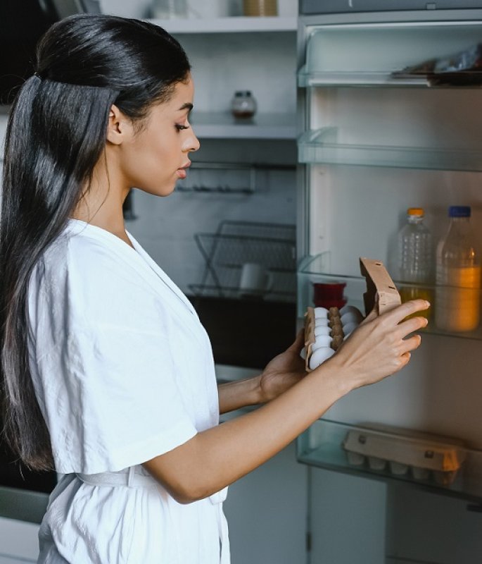 Jaké nároky může uplatnit nájemník, když potřebuje novou chladničku? Jaké povinnosti má pronajímatel, když se chladnička porouchá a oprava není možná?